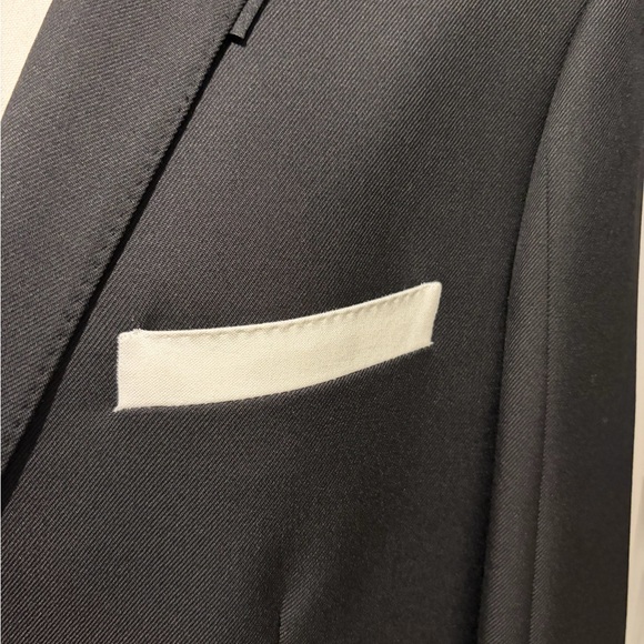 Burberry Mens Modern Black Tuxedo /Cocktail Jacket with White Details - Picture 2 of 10